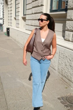 Nadia Vest - Taupe