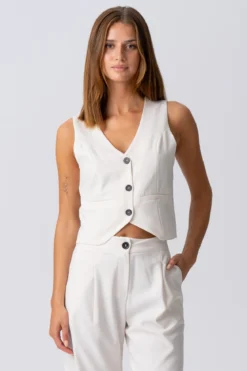 Natalie Vest - Lys Beige