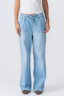 Nicole Baggy Jeans - Lyseblå