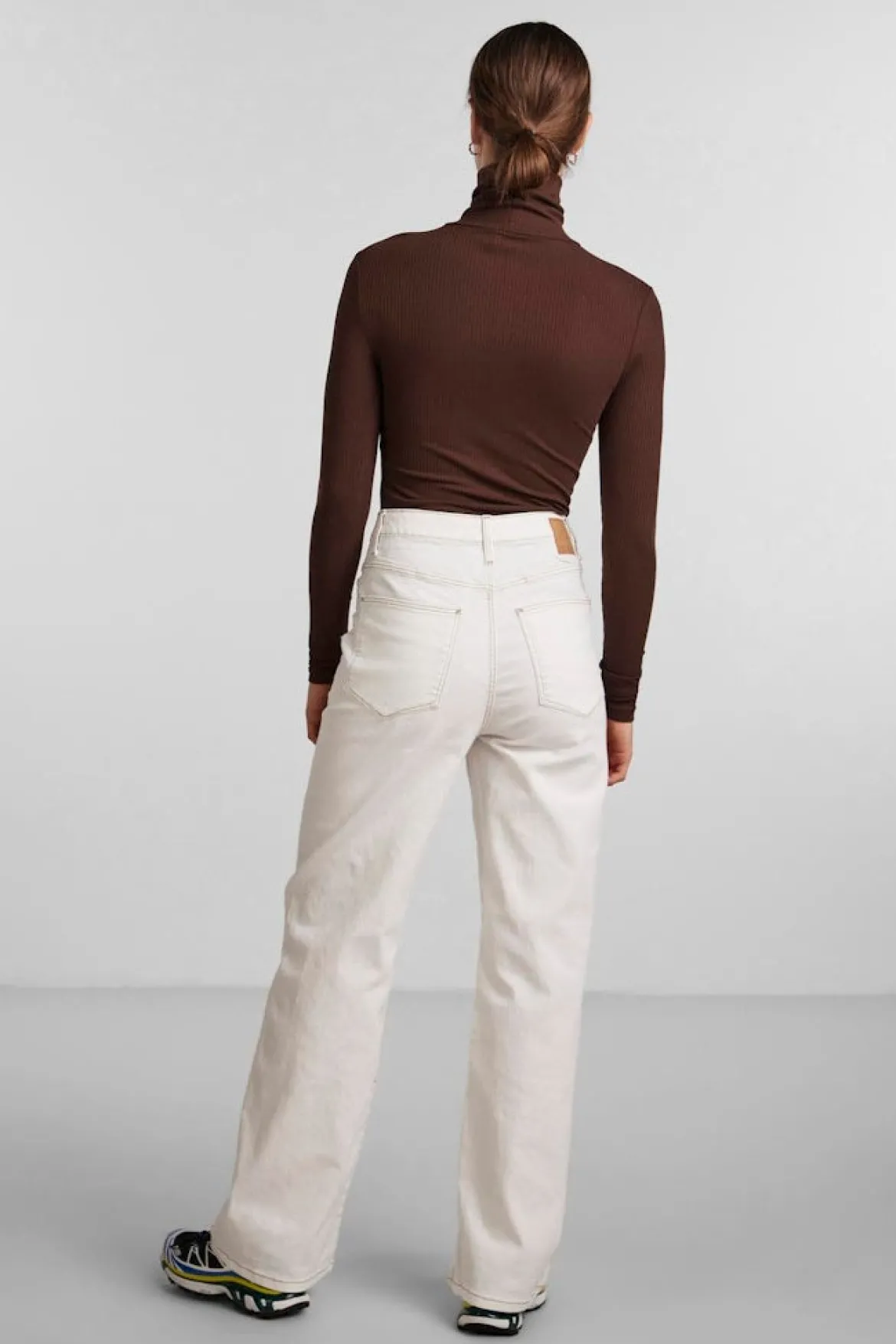Noah Ultra High-waist Jeans - Hvid