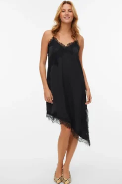 Novi Lace Singlet Dress - Sort