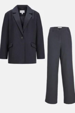 Oversized Suit - Navy Pinstripe