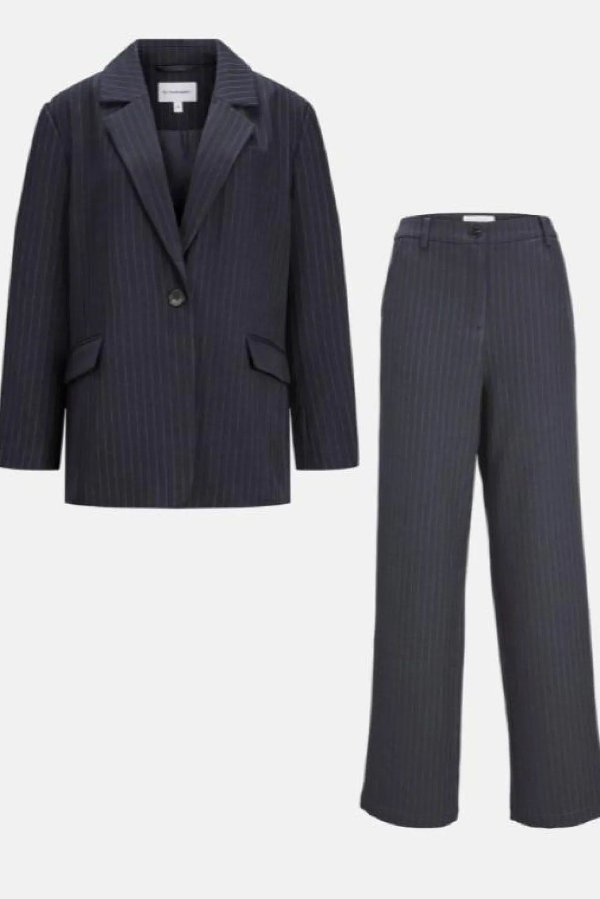 Oversized Suit - Navy Pinstripe
