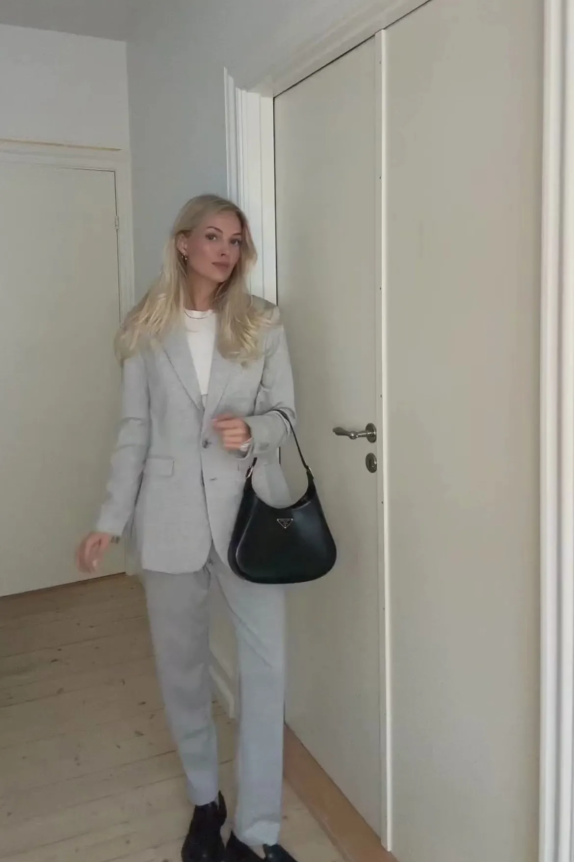 Performance Jakkesæt til dame - Lysegrå