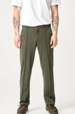 Performance Pants Loose Fit - Mørk Oliven