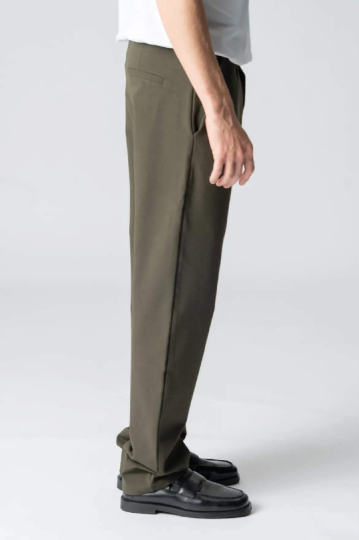 Performance Pants Wide - Army Green