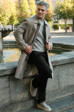 Philip Trenchcoat - Olive