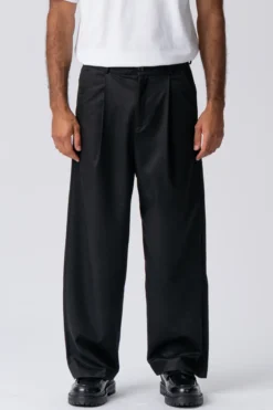 Pleated Wide Suit Pants - Sort
