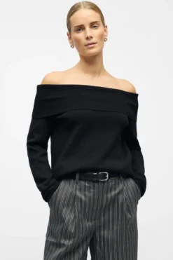 Reynard Off Shoulder Strik - Sort