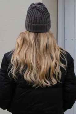 Ribbed Beanie - Mørkegrå