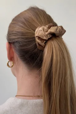 Satin Scrunchie - Lys Beige