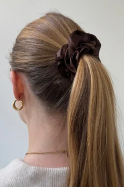 Scrunchie - Mørk Brun