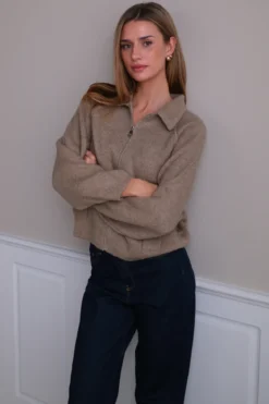 Selma Strik med Lynlås - Beige