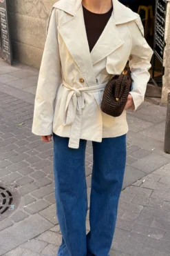 Sia Short Trenchcoat - Off White