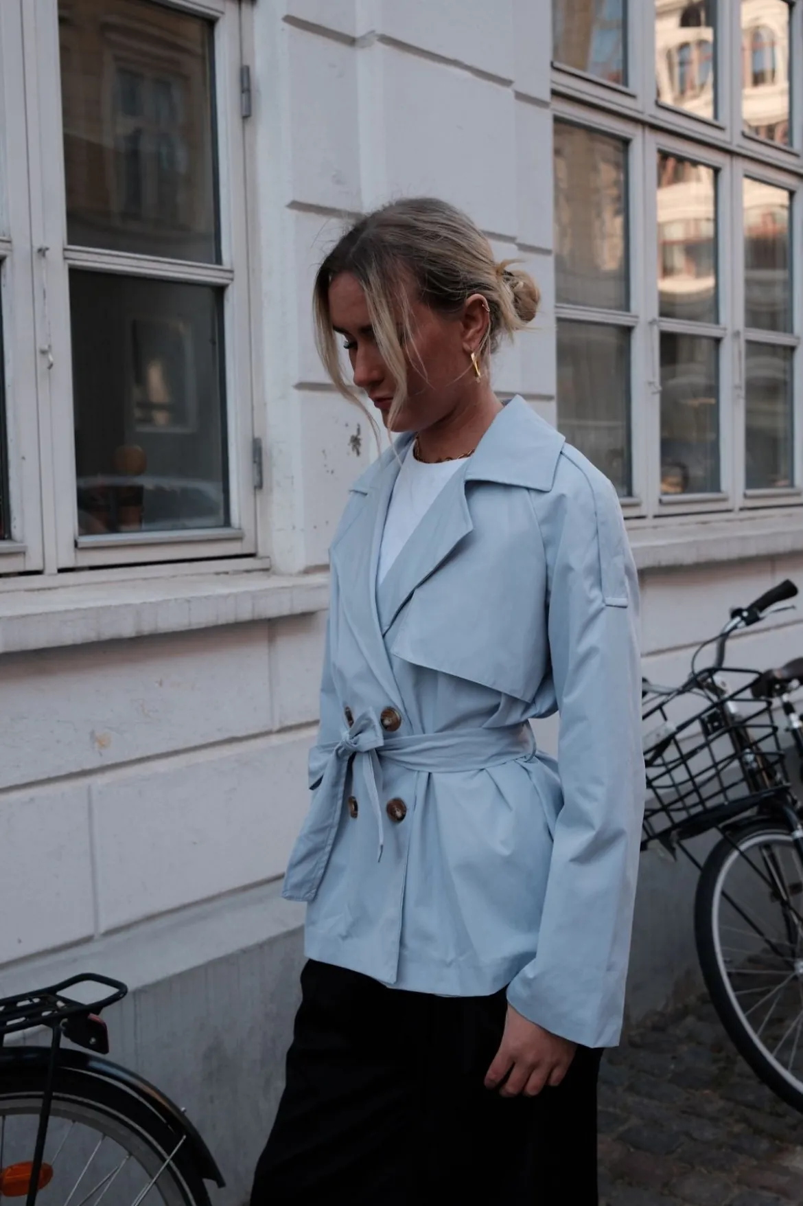 Sia Short Trenchcoat - Sky Blue