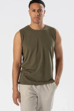 Sleeveless Tee - Oliven