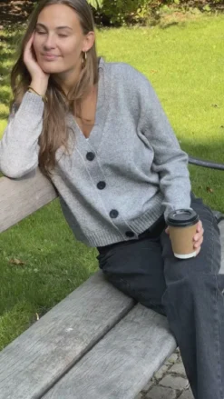 Strikket Cardigan - Lysegrå Meleret
