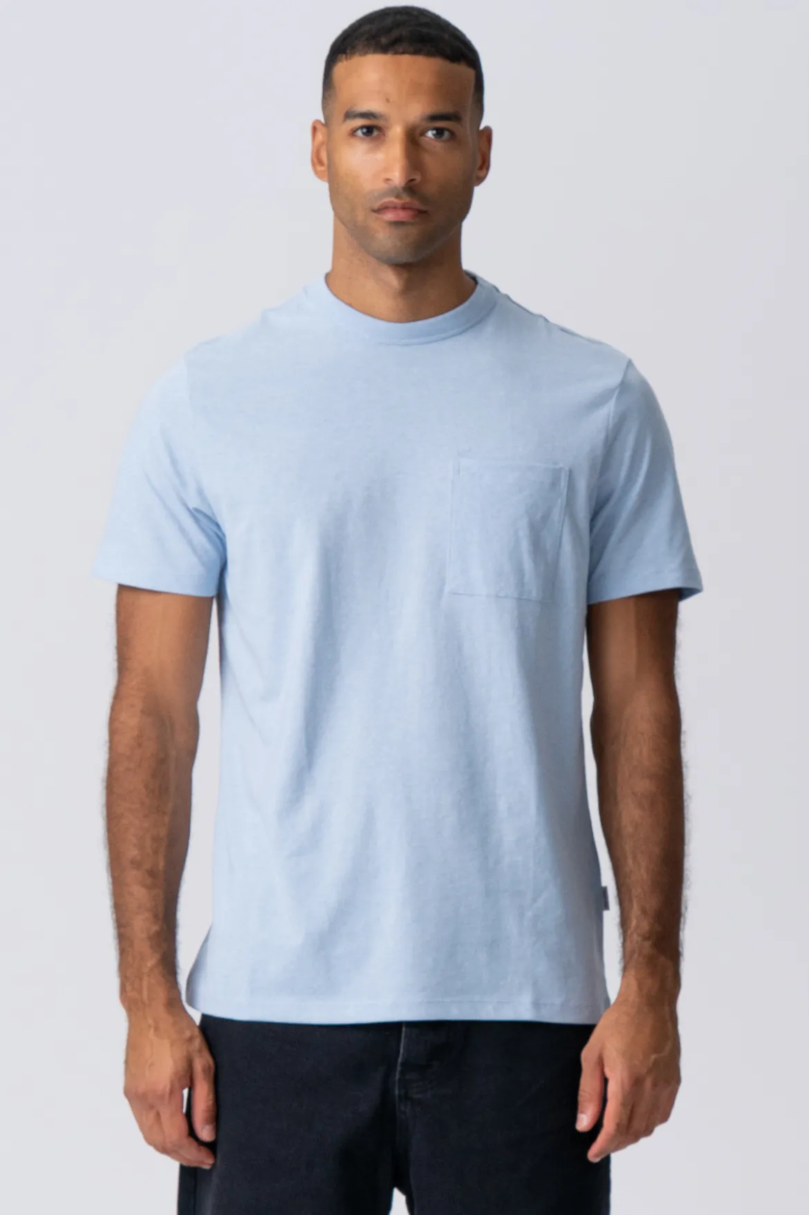 T-shirt Med Lomme - Lyseblå