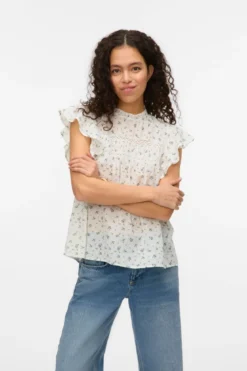 Vero Moda Trine Lace Top - Snow White Maguerite Blue Jasper