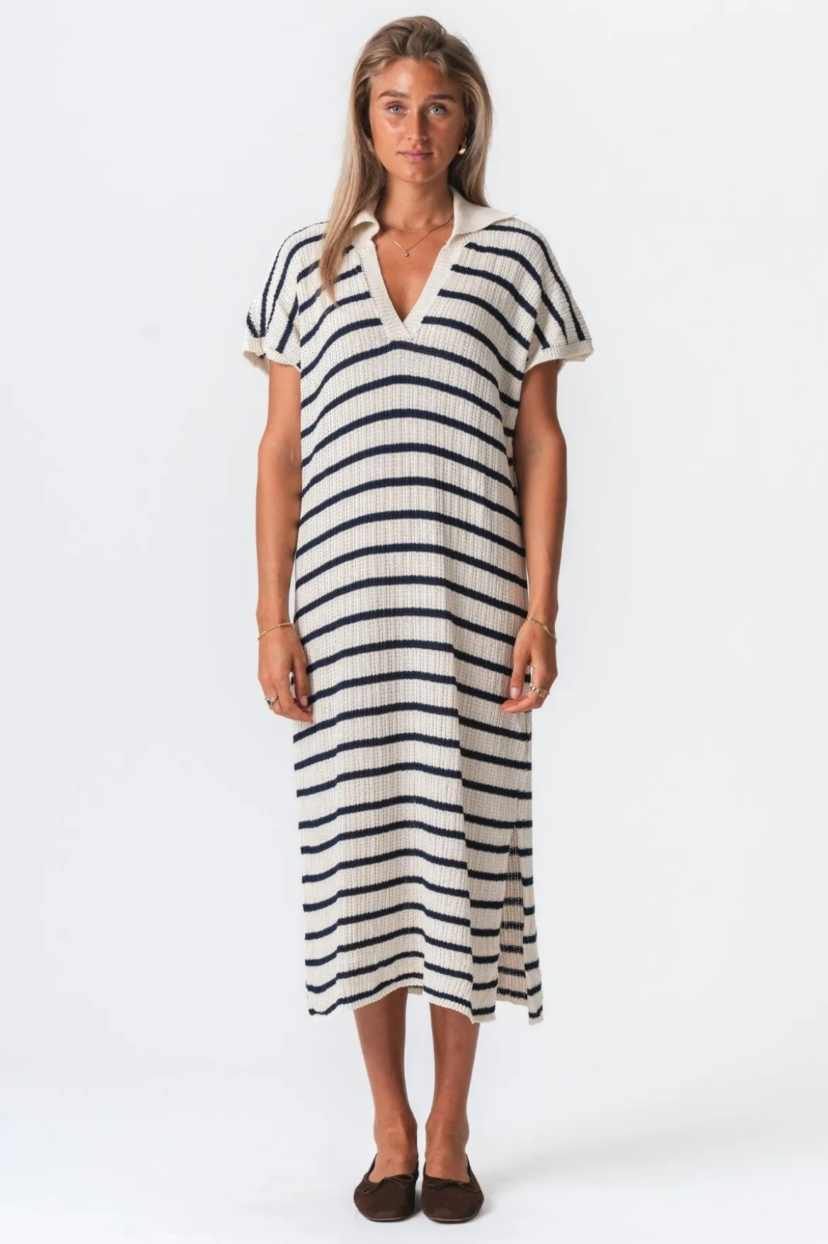 Victoria Kjole - Hvid-Navy