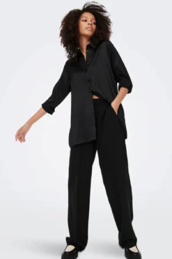 Victoria Satin Skjorte - Sort