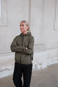 Victoria Windbreaker - Olive