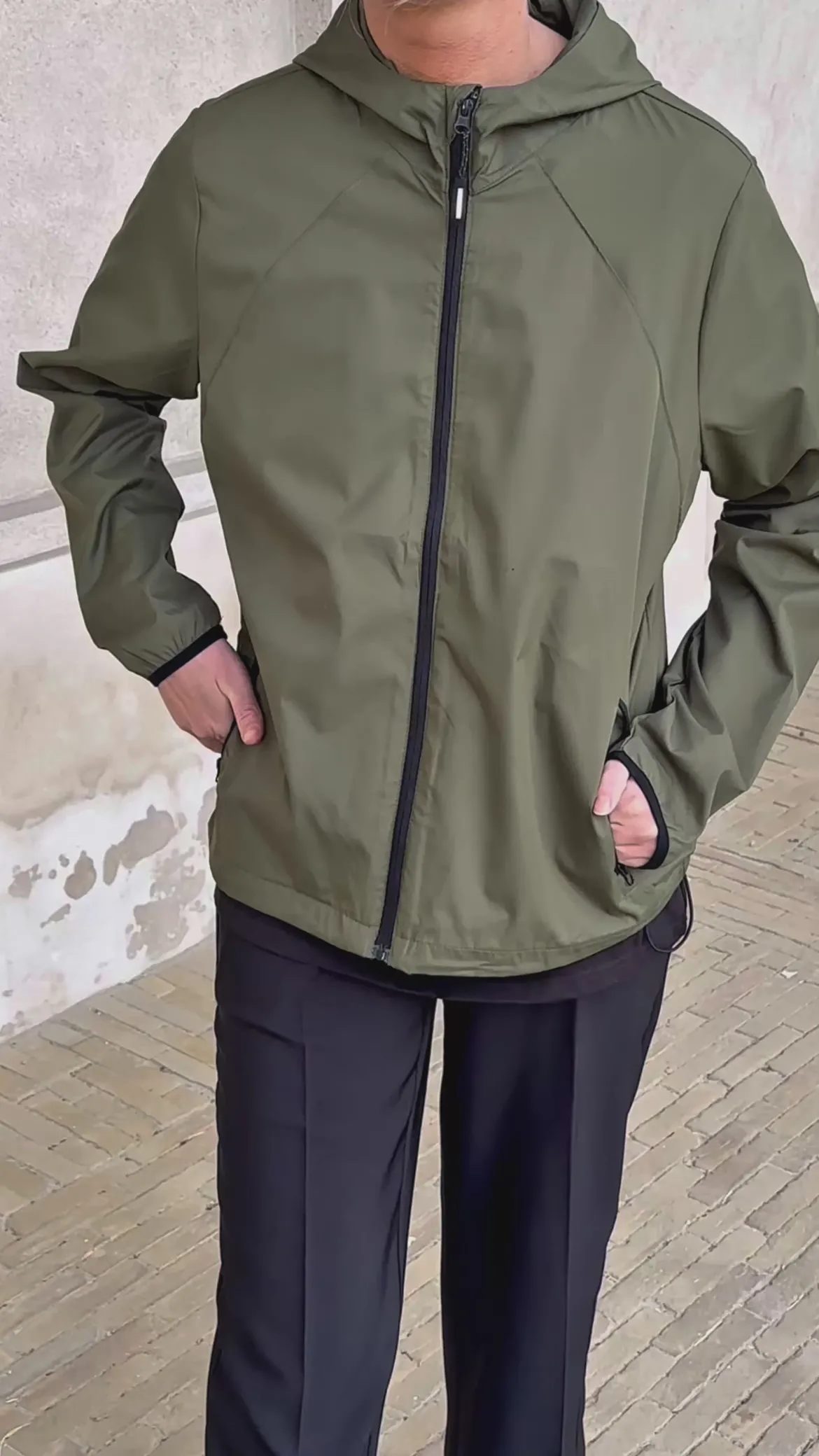 Victoria Windbreaker - Olive