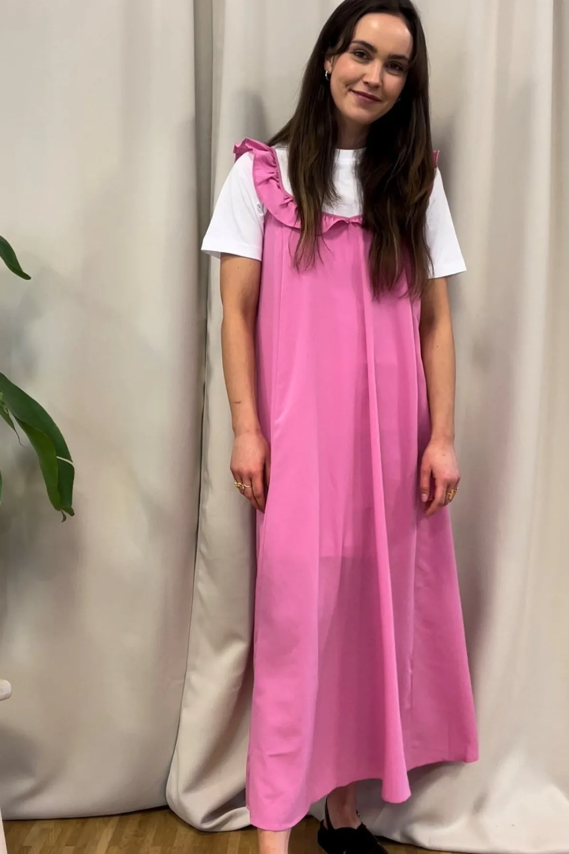 Zora Midi Kjole - Pink